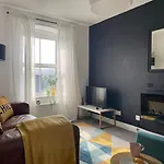 2-bed Flat In Summerbridge Pet Friendly דירה הרוגייט