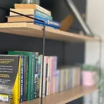 2-bed Flat In Summerbridge Pet Friendly דירה *
