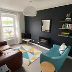 2-bed Flat In Summerbridge Pet Friendly * הרוגייט