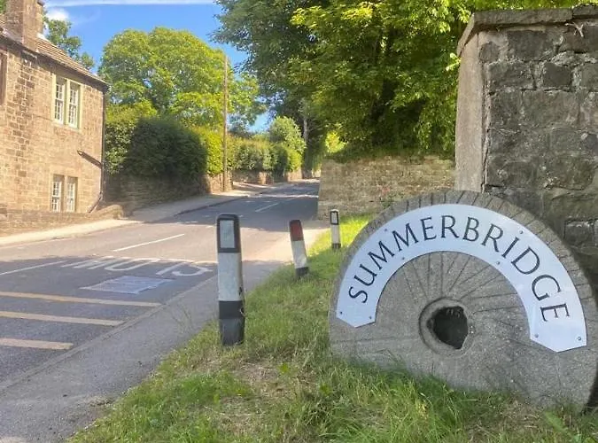 Apartman 2-bed Flat In Summerbridge Pet Friendly Harrogate