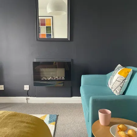 Lovely 2-bed Flat In Summerbridge * Harrogate