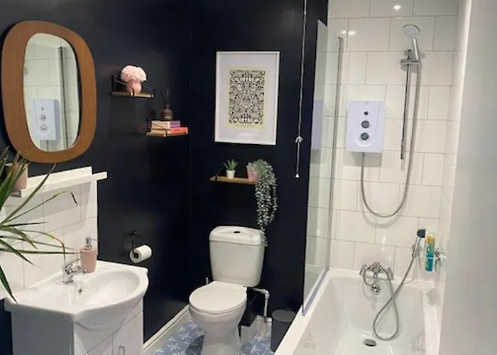 2-bed Flat In Summerbridge Pet Friendly Διαμέρισμα *