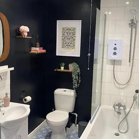 2-bed Flat In Summerbridge Pet Friendly 아파트 *